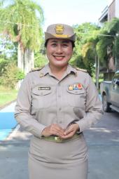 นางสุชาดา ชูสุคนธ์